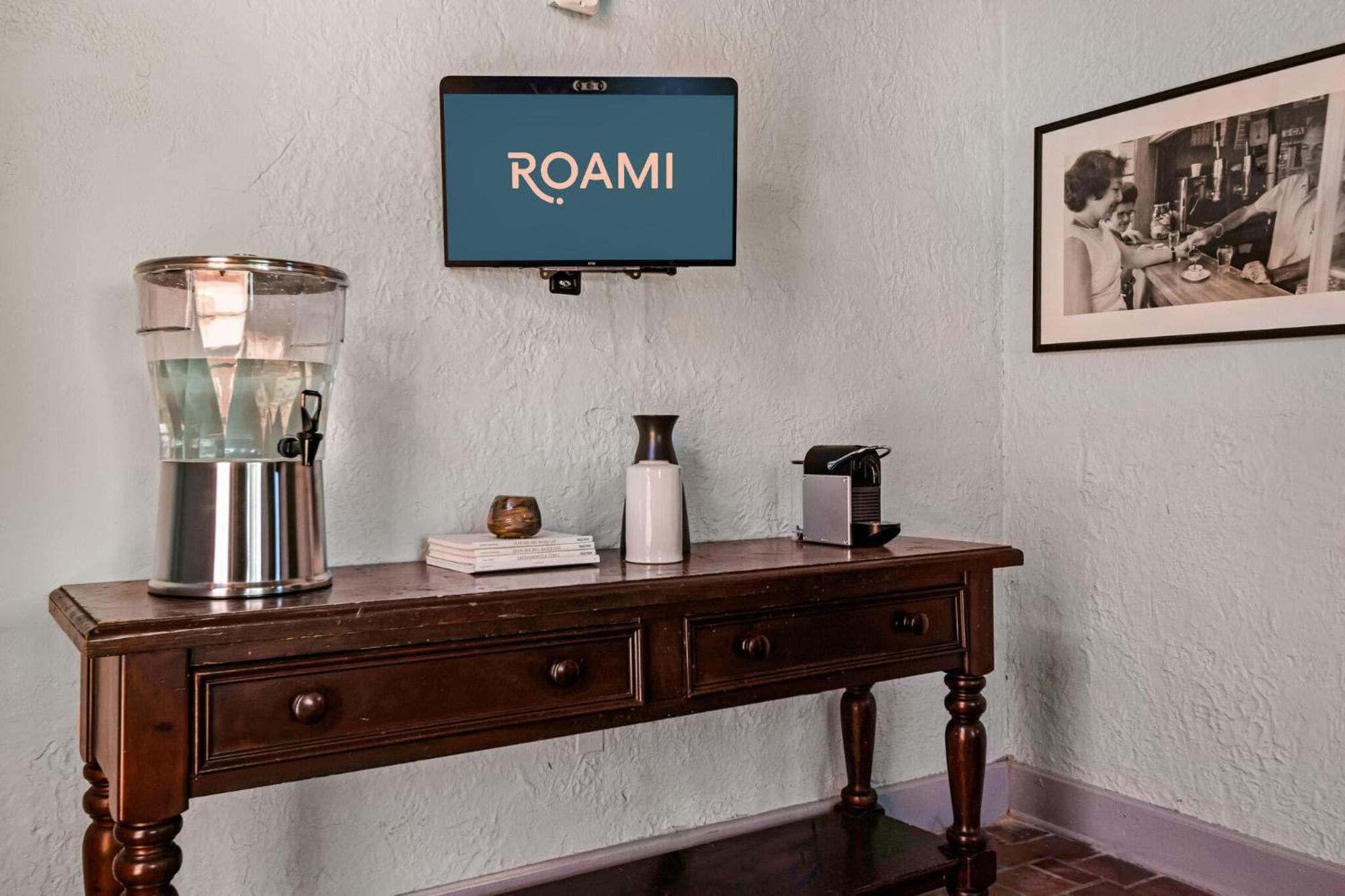 Roami At Tower Hotel - Calle Ocho Miami Extérieur photo